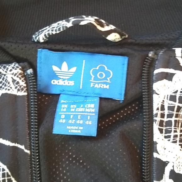 FARM × ADIDAS Florido Batwing Battenberg Lace B & W SUPERSTAR Cape Leggings SET - Picture 16 of 16